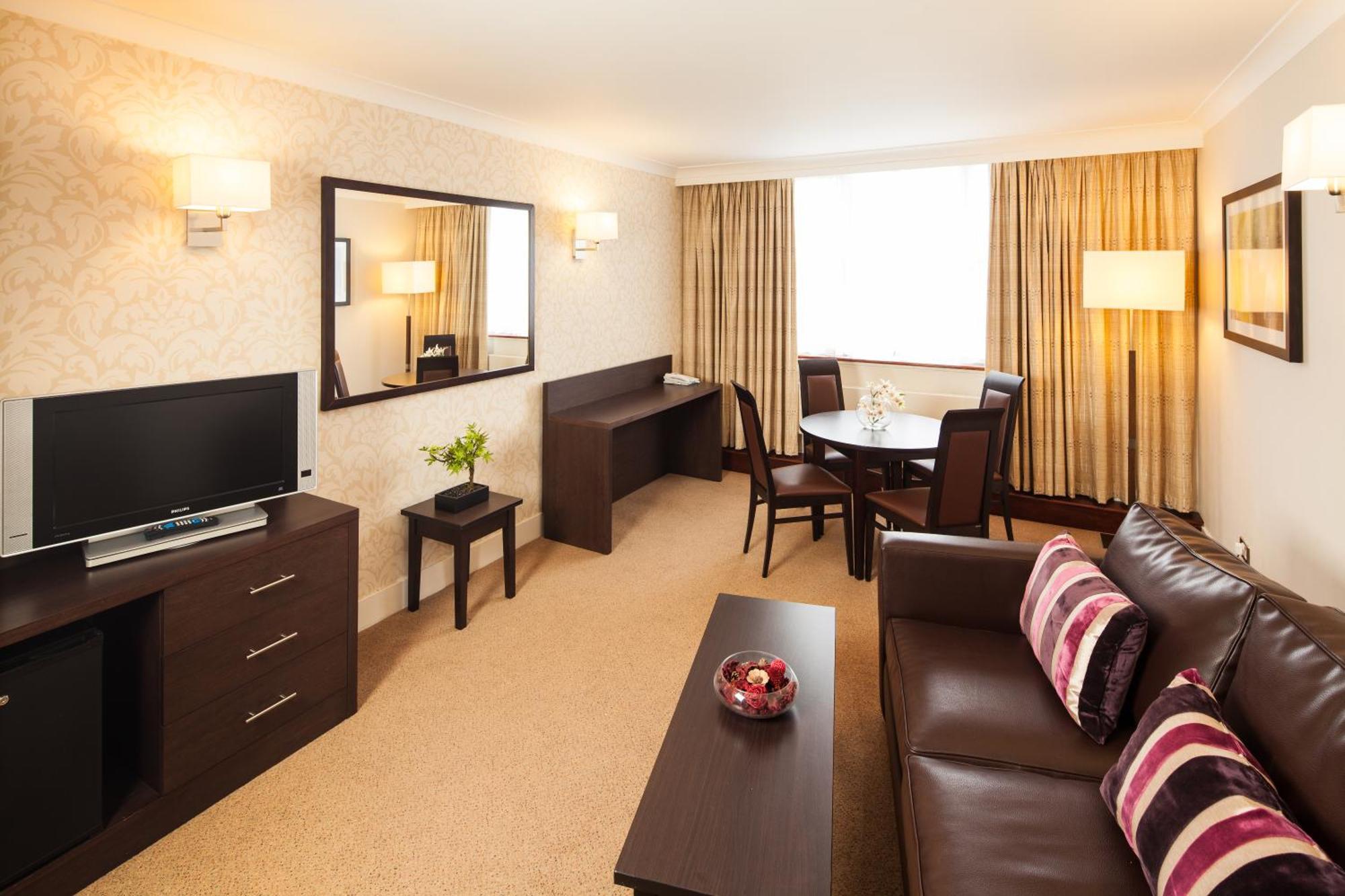 Mercure Great Danes